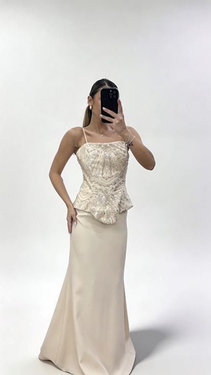 Bej İnci Askılı Boncuk İşlemeli Balık Model Abiye Elbise