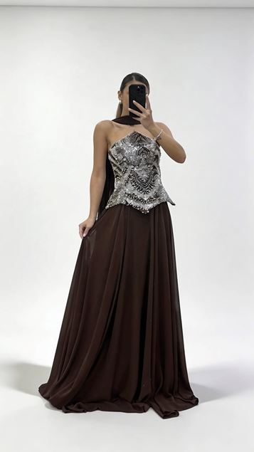 Kahverengi İnci İşlemeli Straplez Şifon Abiye Elbise