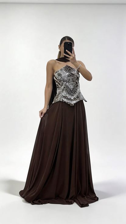 Kahverengi İnci İşlemeli Straplez Şifon Abiye Elbise