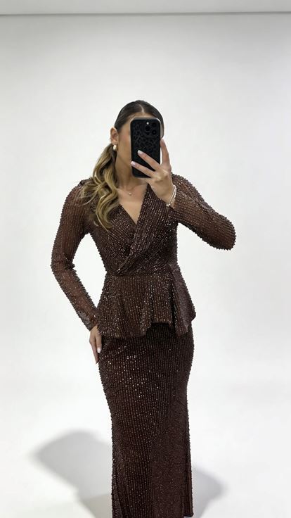 Kahverengi V Yaka Peplum Taş İşlemeli Uzun Kollu Abiye Elbise