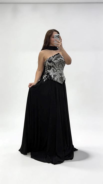 فستان سهرة من الشيفون بدون حمالات مزين باللؤلؤ الأسود، بمقاسات كبيرة