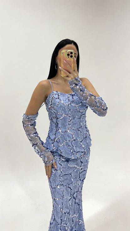 Bebe Mavi Pul Payet Omuzdan Acik Abiye Elbise