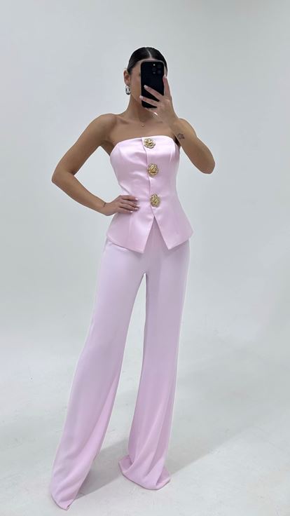 جمبسوت سهرة مزين بزر وردي على شكل وردة