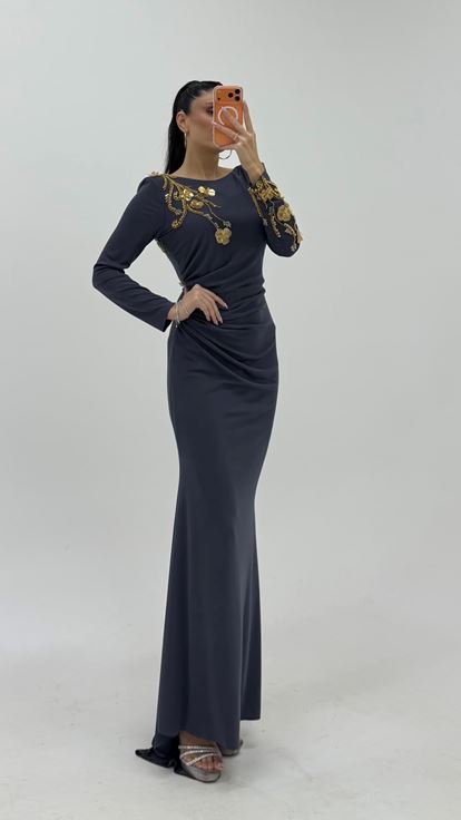 Anthrazitfarbenes Langarm Blumendetail Bestickt Abendkleid