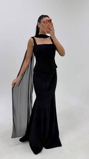 Abito da sera lungo nero scintillante a sirena