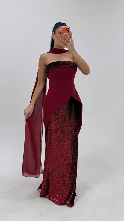 Bordo Payetli Ve Katmanlı Straplez Abiye Elbise