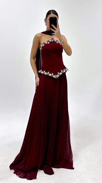 Vestido de noche plisado sin tirantes