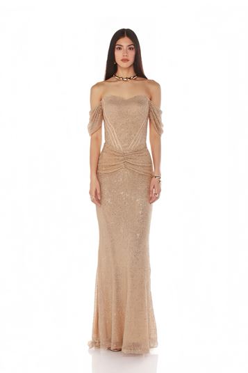 Vestido de noche rosa empolvado con lentejuelas y detalle drapeado