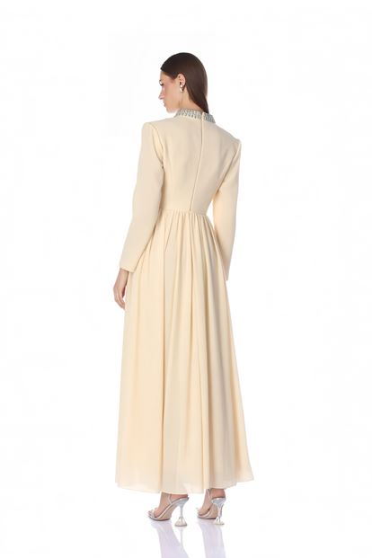 Beiges V Kesim Gerafft Abendkleid