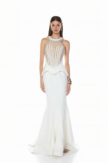 فستان سهرة من الدانتيل العظمي