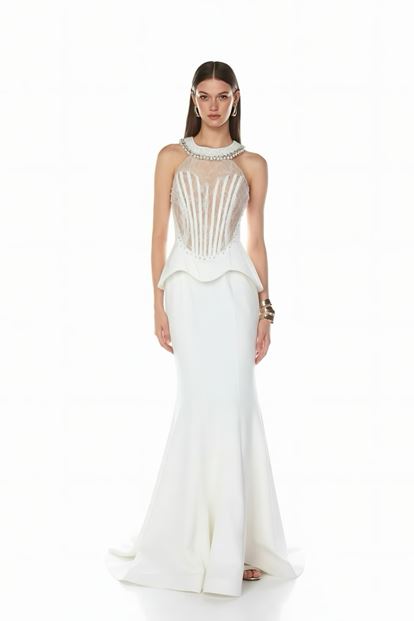 فستان سهرة من الدانتيل العظمي