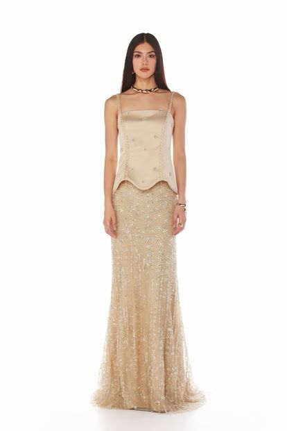 فستان سهرة بيج محبوك بحمالات