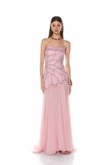 فستان سهرة وردي غير متماثل