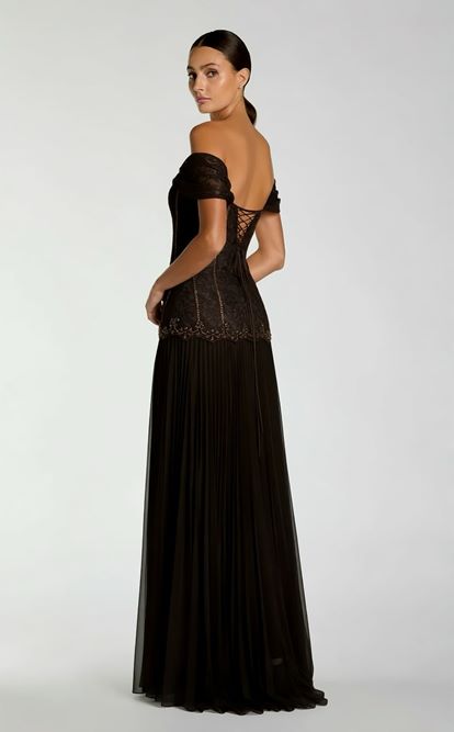 Kahverengi Düşük Omuzlu Pileli Abiye Elbise