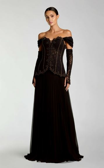 Kahverengi Düşük Omuzlu Pileli Abiye Elbise