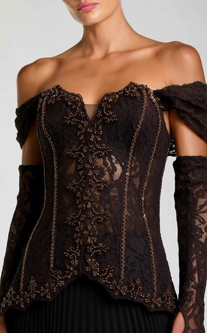 Kahverengi Düşük Omuzlu Pileli Abiye Elbise