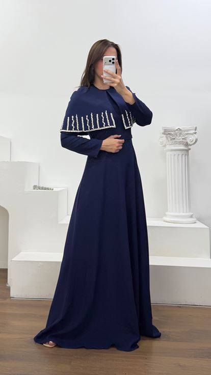 Vestido de noche de talla grande con capa bordada azul marino