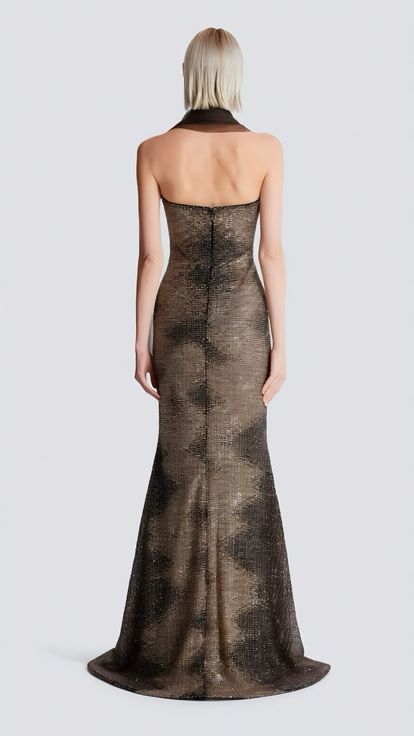 Robe de soirée marron brodée à motif spirale