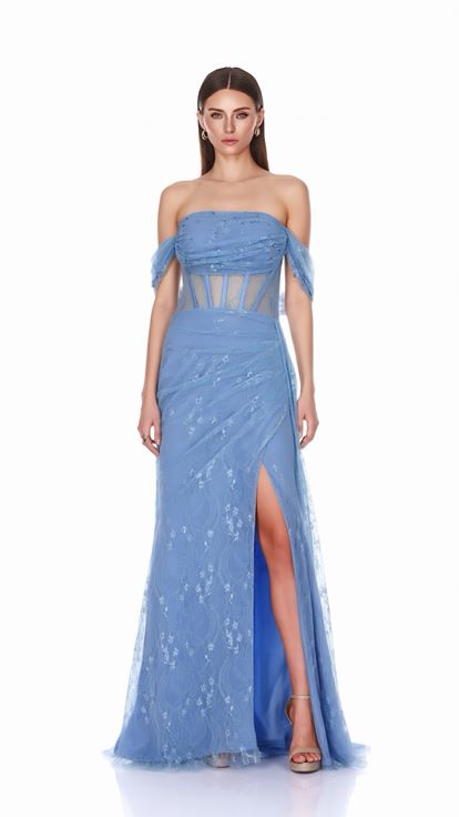 Vestido de noche de encaje drapeado con adornos de perlas azul claro