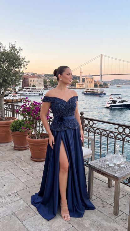 Lacivert Peplum Detaylı Saten Büyük Beden  Abiye Elbise