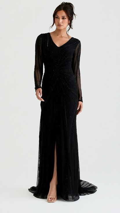 Robe de soirée noire brodée avec détail de nœud