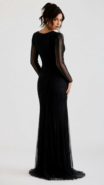 Robe de soirée noire brodée avec détail de nœud