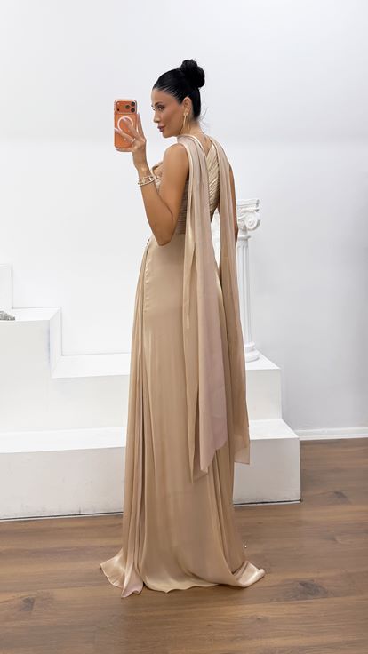Gold Tek Omuz Yırtmaçlı Dior Organze Abiye Elbise