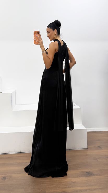 Siyah Tek Omuz Drape Detaylı Yırtmaçlı Dior Organze Abiye Elbise