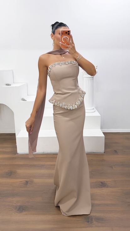 Gold Krep Kumaş Straplez Peplum Abiye Elbise