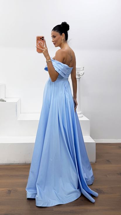 Vestido Largo de Fiesta Azul Bebé en Tela de Tafetán