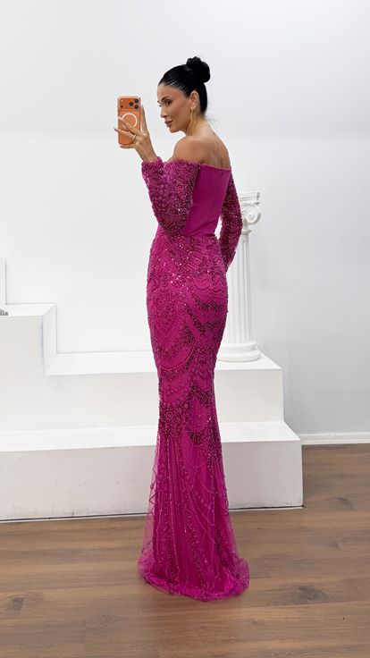 Abito da Sera in Crepe Fucsia con Dettagli di Paillettes e Vita a Corsetto