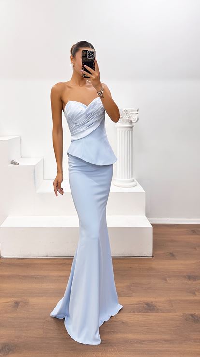 Bebe Mavisi Krep Saten Straplez Peplum Abiye Elbise