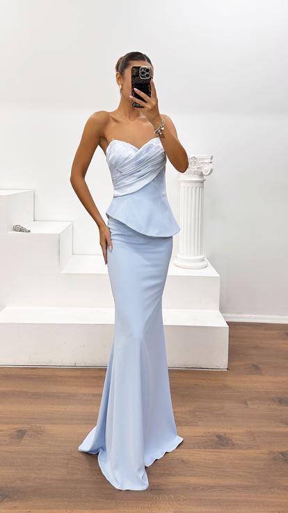 Bebe Mavisi Krep Saten Straplez Peplum Abiye Elbise