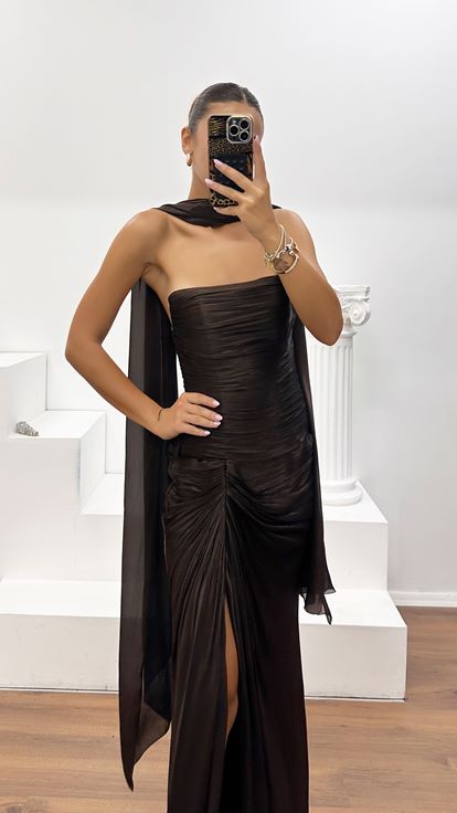 Kahverengi Dior Organze Straplez Yırtmaçlı Abiye Elbise