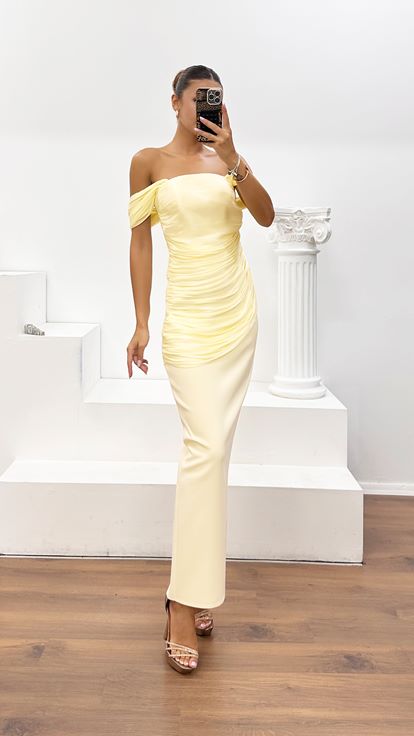 Sarı Düşük Omuzlu Drapeli Üst Dior Organze Etek Krep Abiye Elbise