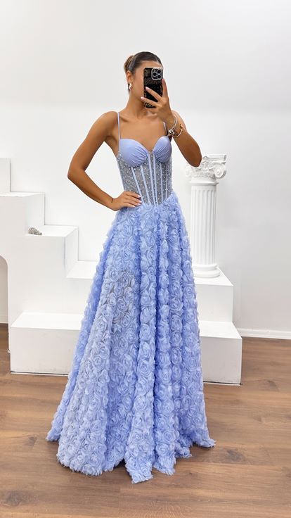 Abito da Sera Corsetto Azzurro Polvere in Tulle con Applicazioni Rose 3D