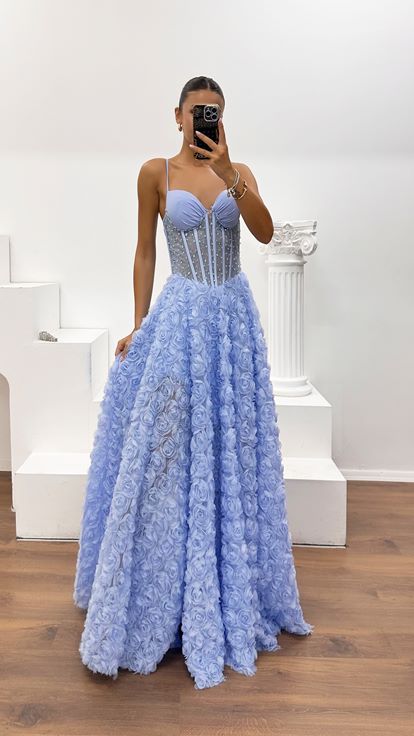 Abito da Sera Corsetto Azzurro Polvere in Tulle con Applicazioni Rose 3D