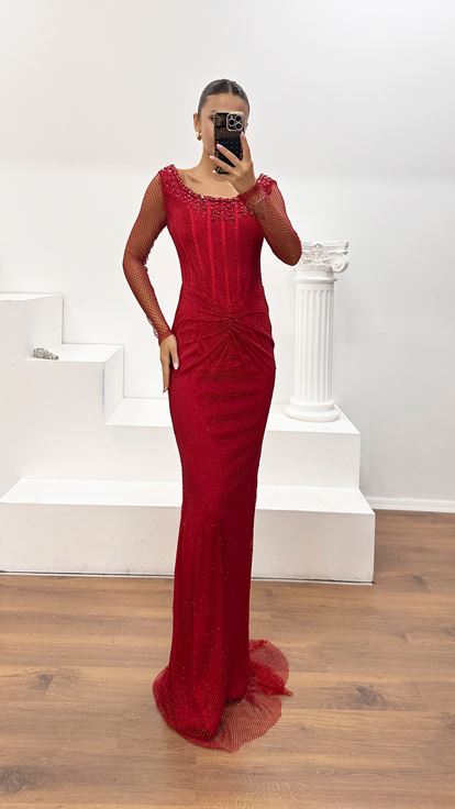 Abito da Sera Lungo Rosso in Tulle a Rete con Pietre