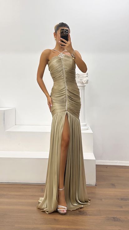 Robe de Soirée Vizon en Organza Dior avec Fronces et Fente