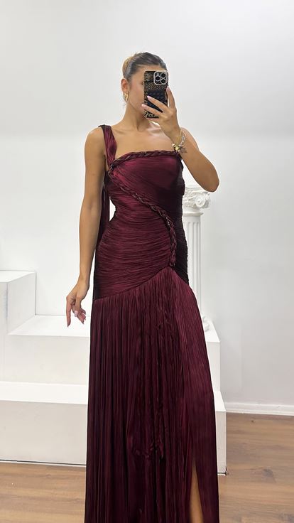 Burgundy Knit Detailed Pleated Evening Dress