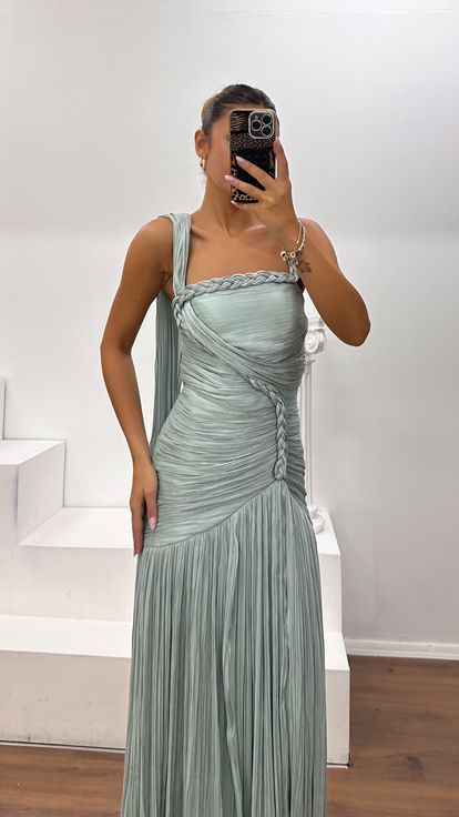 Vestido de Noche Plisado con Detalles de Punto en Verde Menta