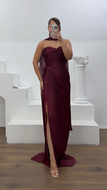 Burgundy Strapless Pleated Plus Size Evening Dress