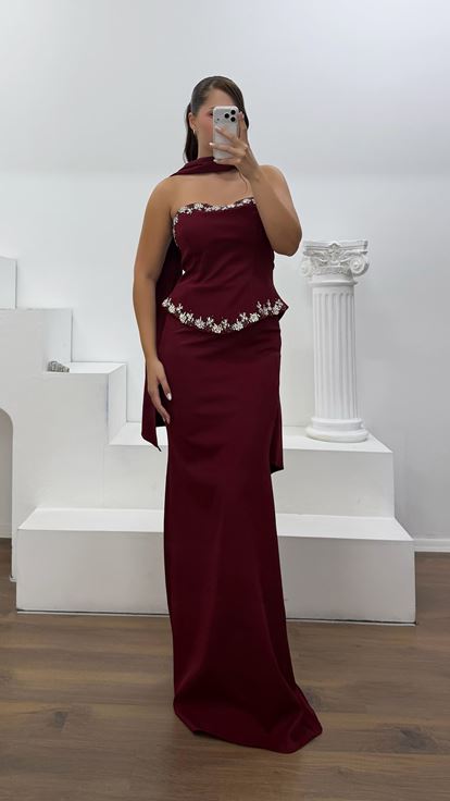 Bordo Kristal İşlemeli Straplez Saten Büyük Beden Abiye Elbise