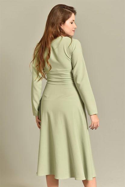 Yeşil Uzun Kollu Midi Boy Elbise