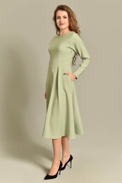 Yeşil Uzun Kollu Midi Boy Elbise