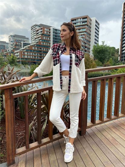 Burgundy Pore Checkered Plush Jacket