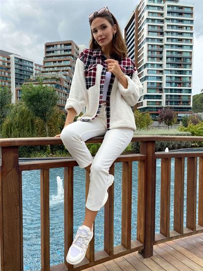 Burgundy Pore Checkered Plush Jacket