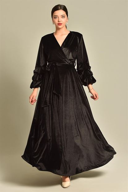 Siyah Kruvaze Yaka Kolları Büzgülü Kadife Elbise
