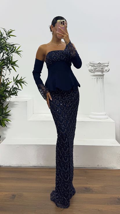 Lacivert Straplez İşlemeli Eldivenli Abiye Elbise