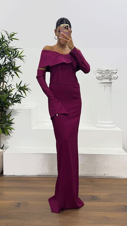 Burgundy Strapless Satin Evening Dress with Gloves